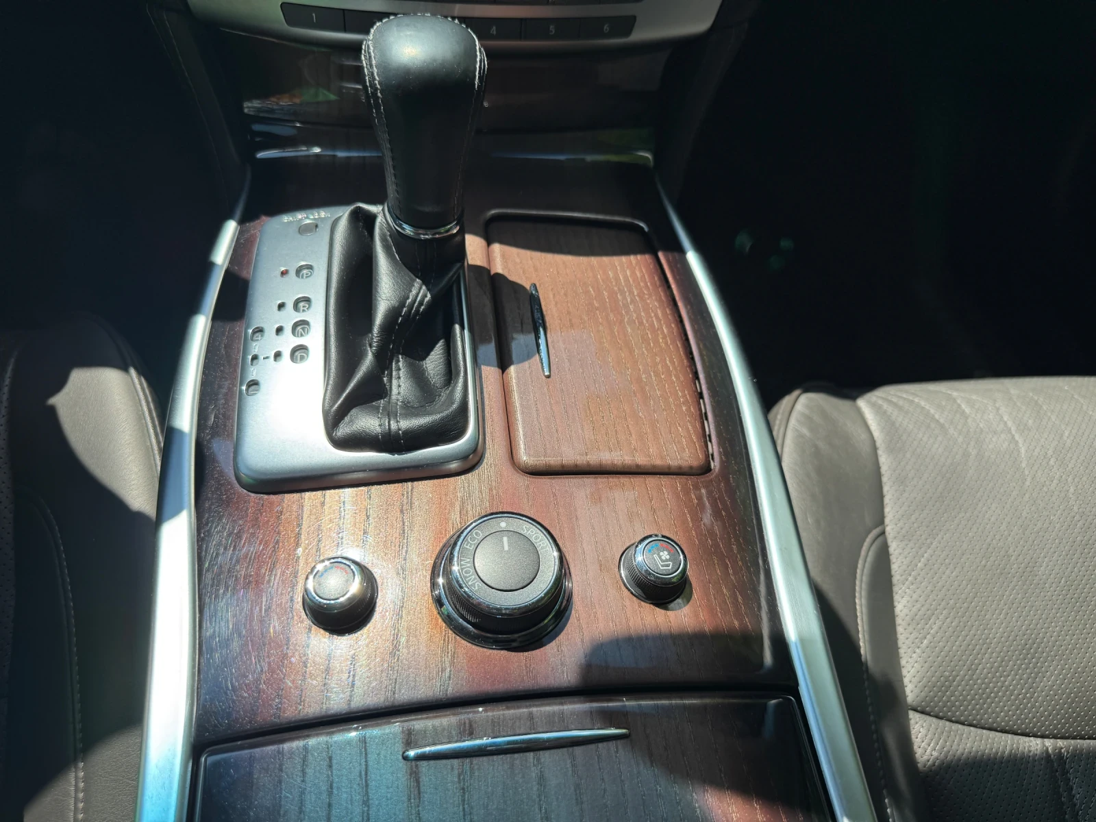 Infiniti M 30d | Mobile.bg � ����������� 13