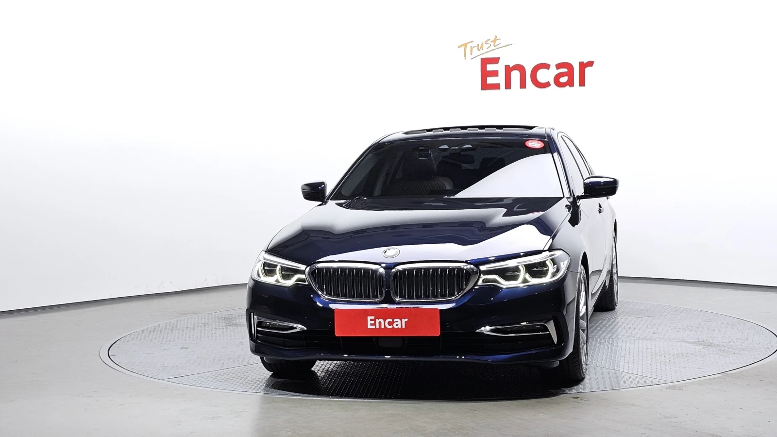 BMW 520 xDrive Luxury, снимка 10 - Автомобили и джипове - 54820503