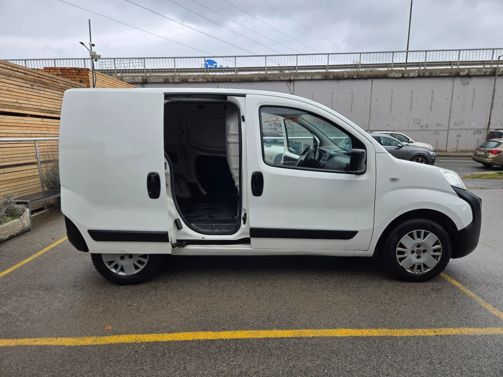 Fiat Fiorino 1.3 Multijet Diesel, снимка 9 - Автомобили и джипове - 54890896