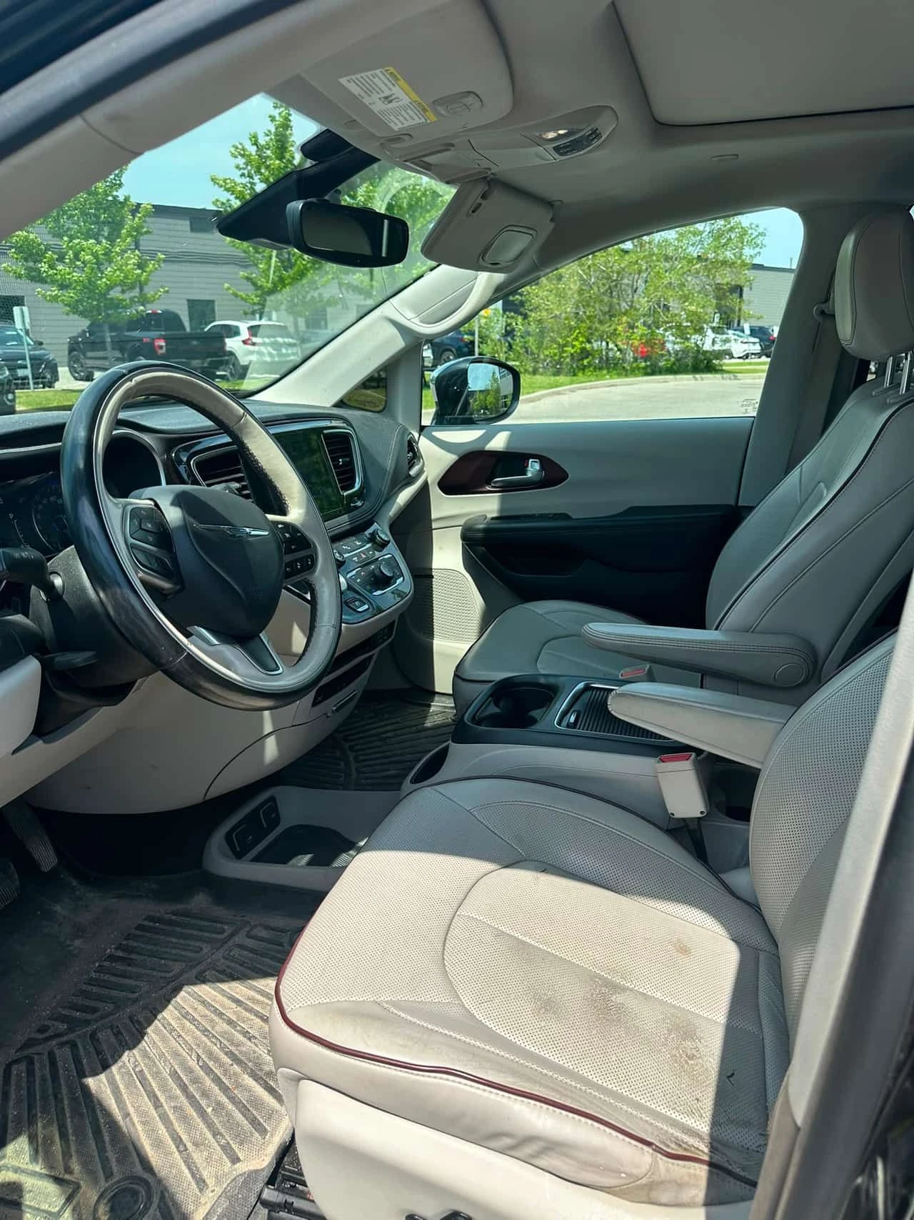 Chrysler Pacifica * Limited * АВТОКРЕДИТ БЕЗ ПЪРВОНАЧАЛНА ВНОСКА* , снимка 5 - Автомобили и джипове - 55164102
