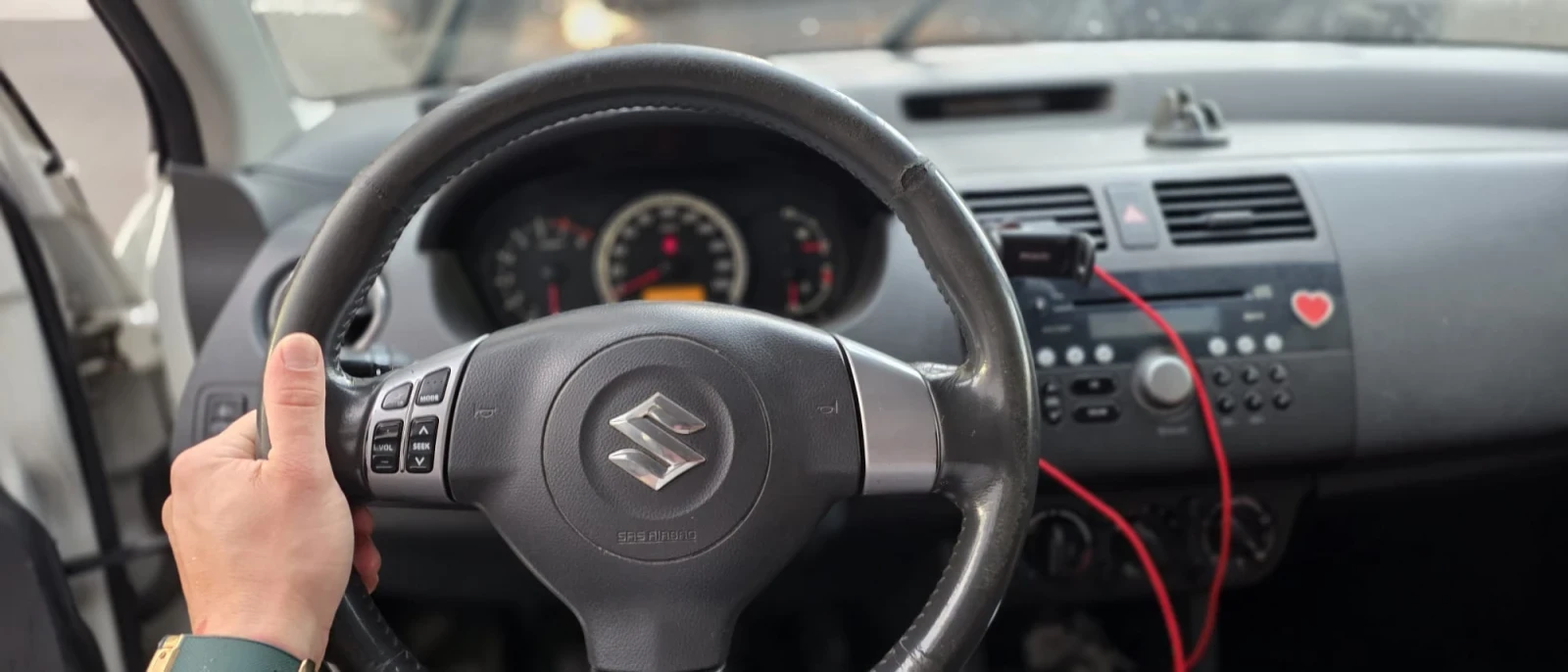 Suzuki Swift, снимка 8 - Автомобили и джипове - 55408890