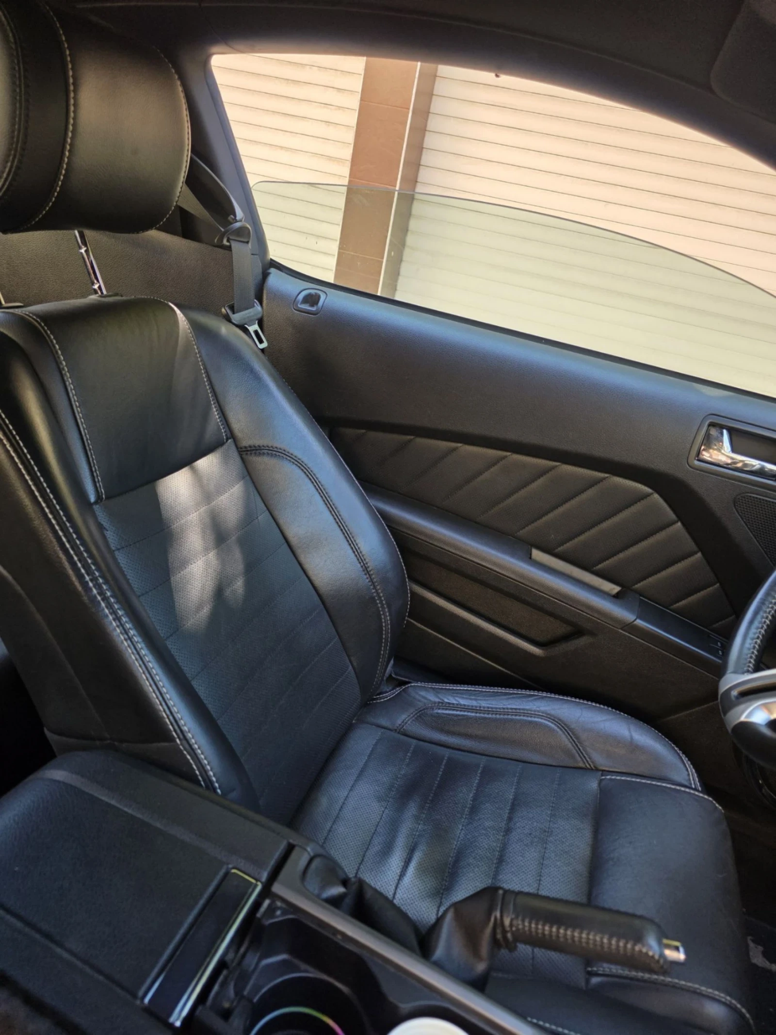 Ford Mustang, снимка 11 - Автомобили и джипове - 55467945