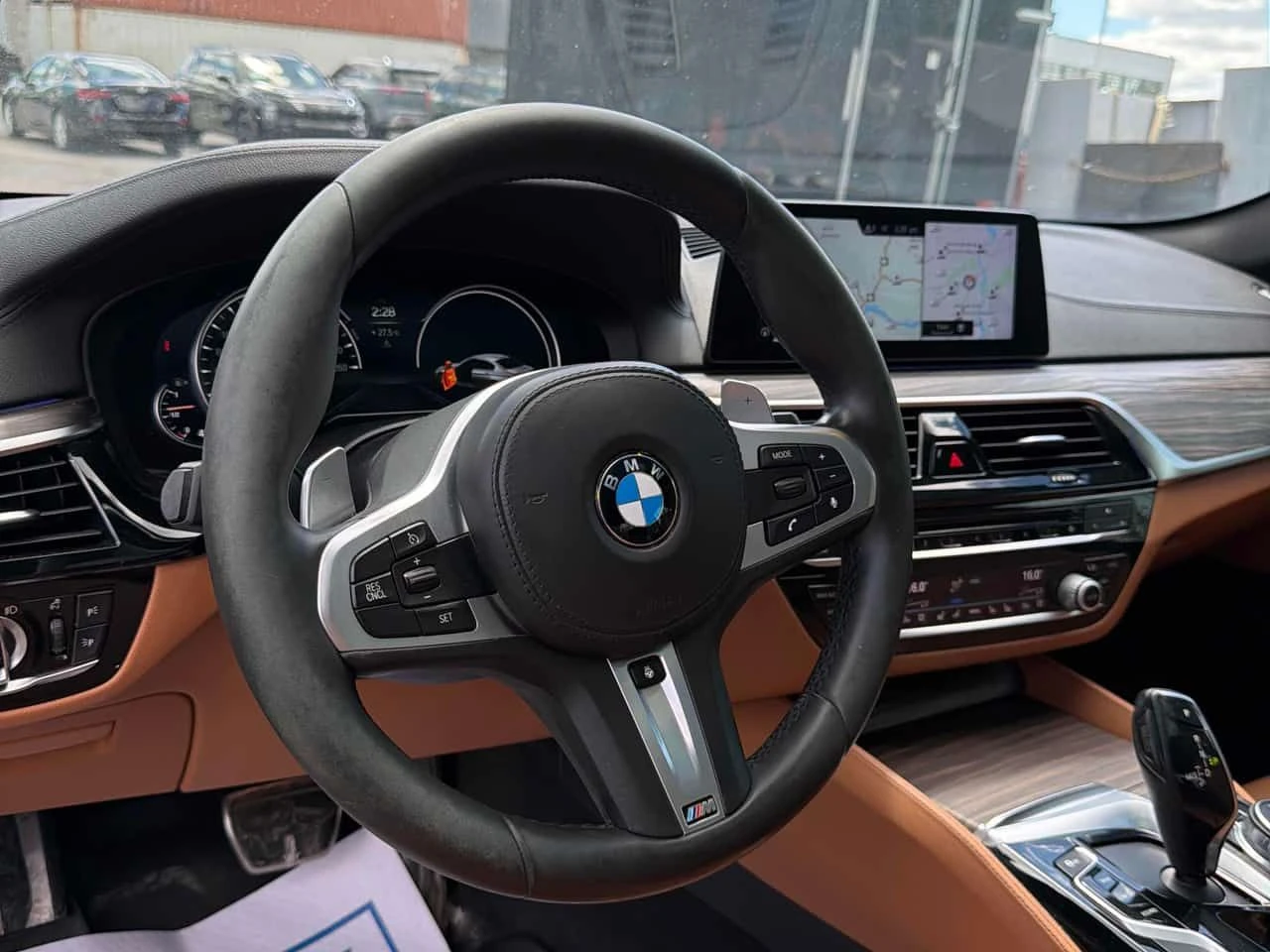 BMW 540 * xDrive * ОБДУХВАНЕ * HARMAN/KARDON * HEAD-UP * , снимка 9 - Автомобили и джипове - 55548052