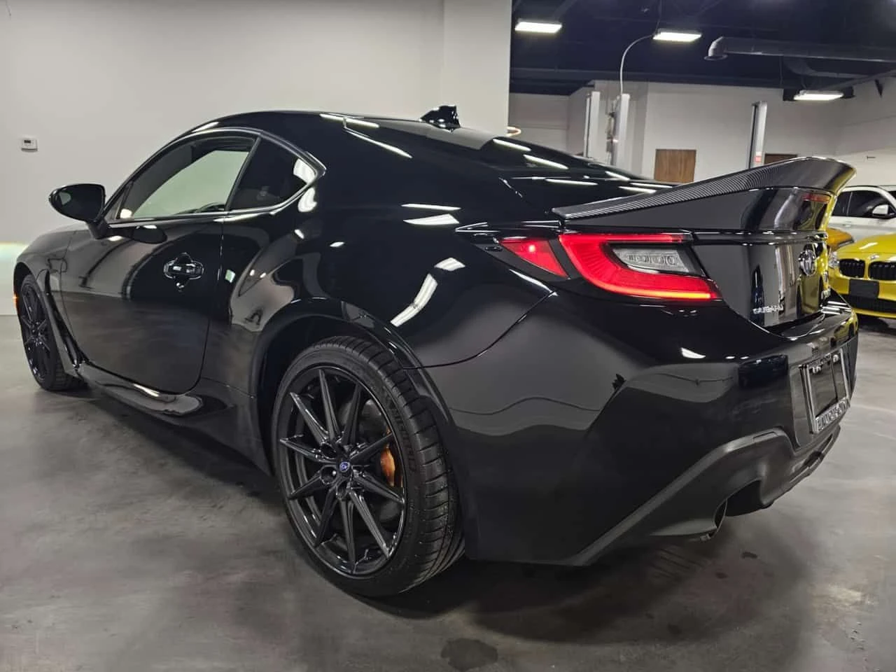 Subaru BRZ * tS * АВТОКРЕДИТ БЕЗ ПЪРВОНАЧАЛНА ВНОСКА* , снимка 2 - Автомобили и джипове - 55639580
