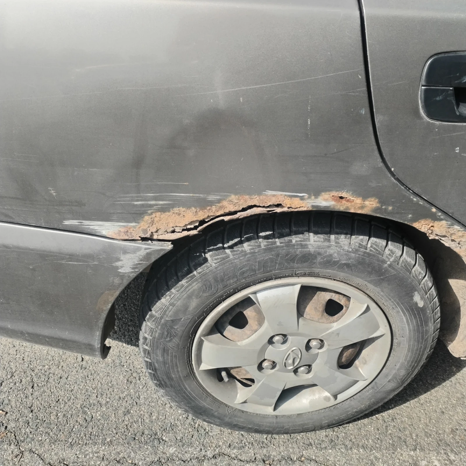 Hyundai Accent, снимка 6 - Автомобили и джипове - 55852135