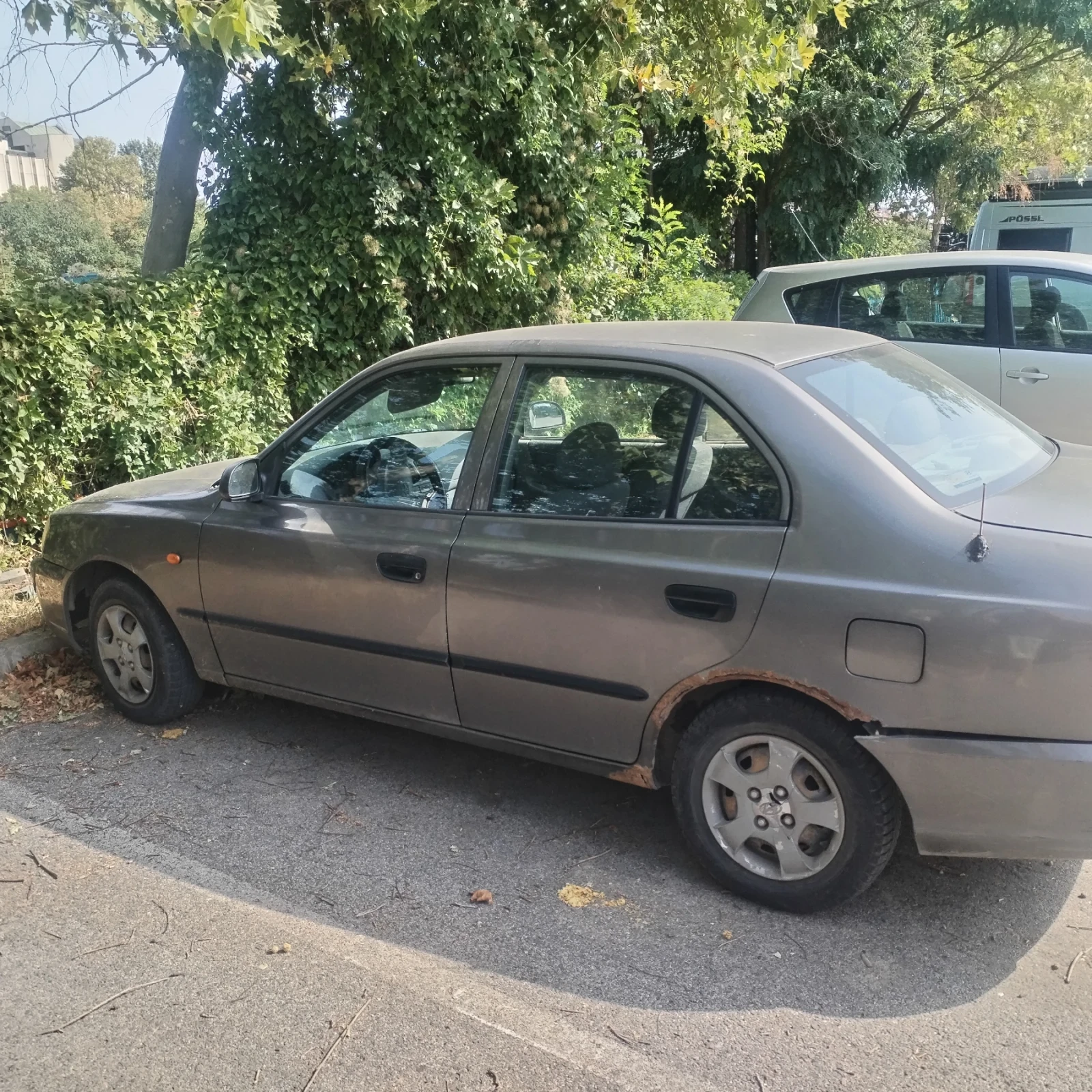 Hyundai Accent, снимка 2 - Автомобили и джипове - 55852135