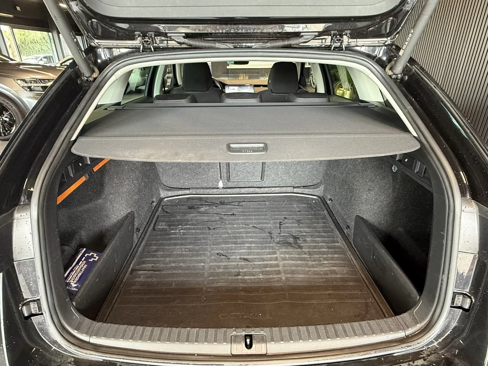 Skoda Octavia 2.0TDI ������� | Mobile.bg � ����������� 9