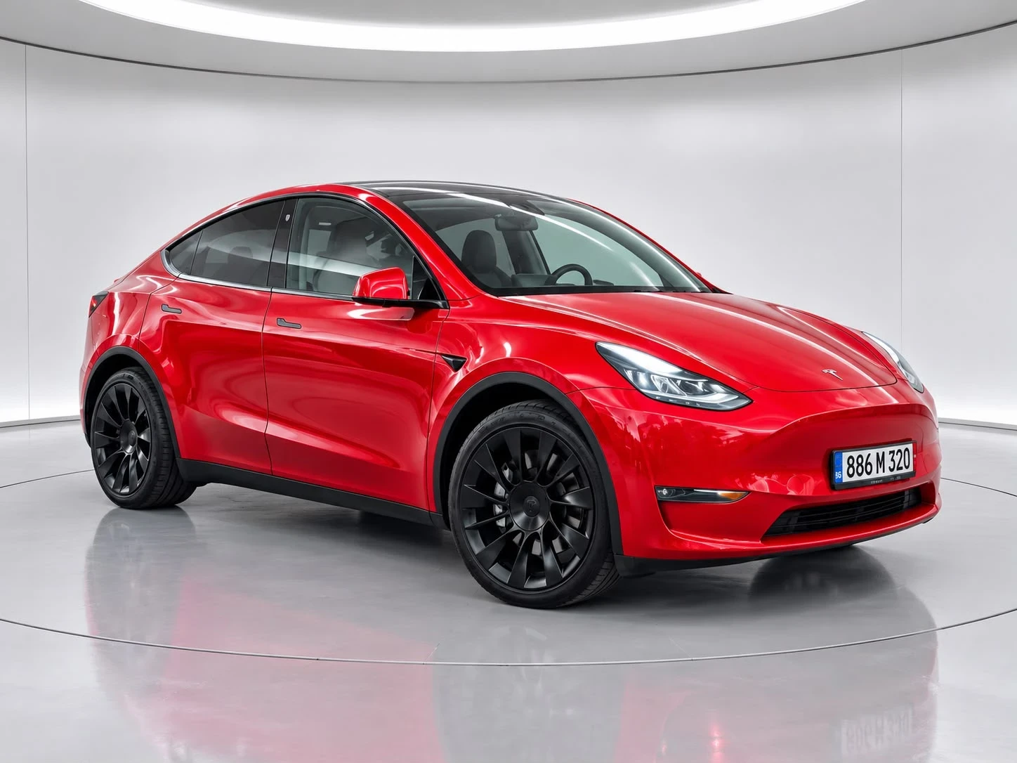 Tesla Model Y 7 места , Long Range , 4x4 с теглич