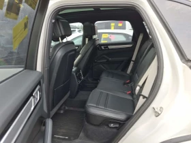 Porsche Cayenne PLATINUM EDITION  CARFAX, снимка 12