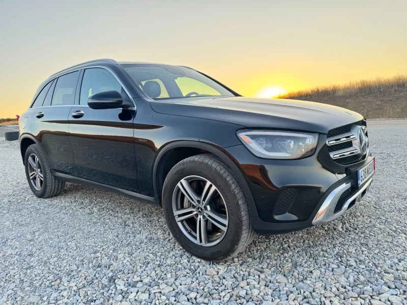 Mercedes-Benz GLC 300 de 4MATIC Plug-in хибрид, снимка 2 - Автомобили и джипове - 46929233