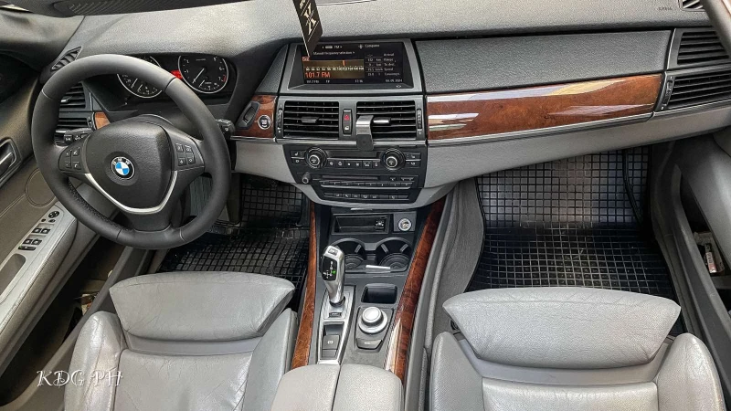 BMW X5 E70 * 7 местен * KEYLESS * PANO * HEAD UP * МАСАЖ , снимка 11 - Автомобили и джипове - 48580432