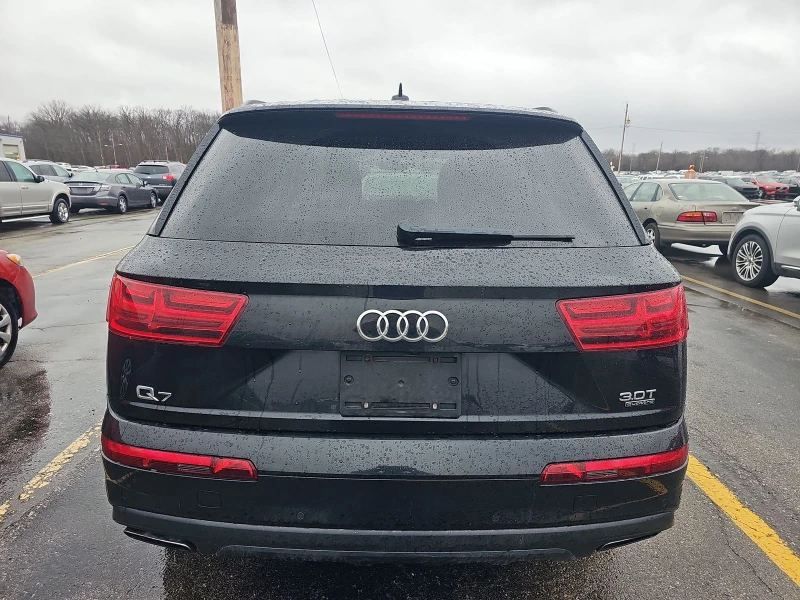 Audi Q7 PRESTIGE/DIGITAL/LANE ASSIST/PANO/ПОДГРЕВ/ОБДУХВ, снимка 5 - Автомобили и джипове - 48545641