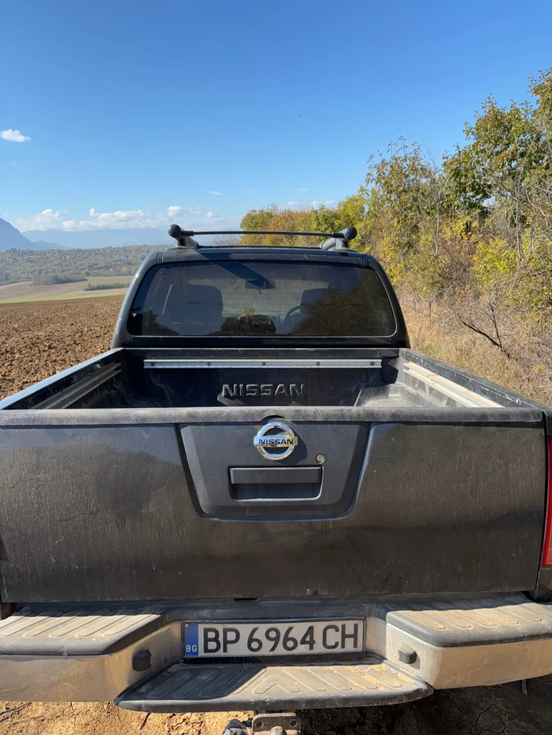 Nissan Navara, снимка 5 - Автомобили и джипове - 52569088