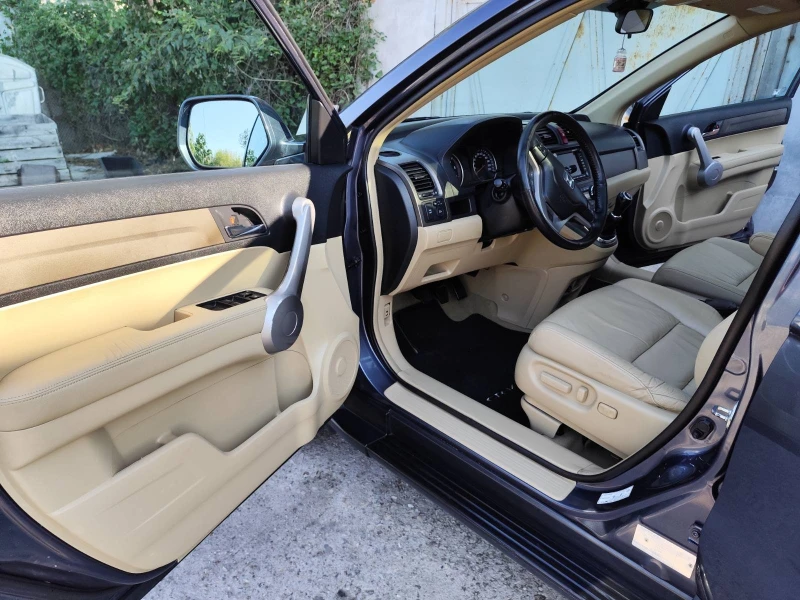 Honda Cr-v 2.2 CTDI Executive, снимка 5 - Автомобили и джипове - 52527844