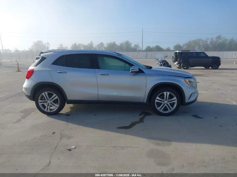 Mercedes-Benz GLA 250 2l, снимка 13 - Автомобили и джипове - 53577532