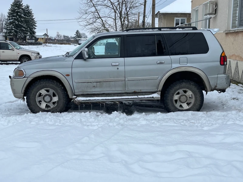 Mitsubishi Pajero sport 3.0 V6 Газ.Инж, снимка 6 - Автомобили и джипове - 53584454