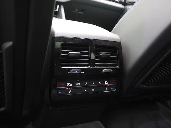 VW Touareg 3.0 TSIe 4Motion = R-Line = e-Sound �������� | Mobile.bg � ����������� 14