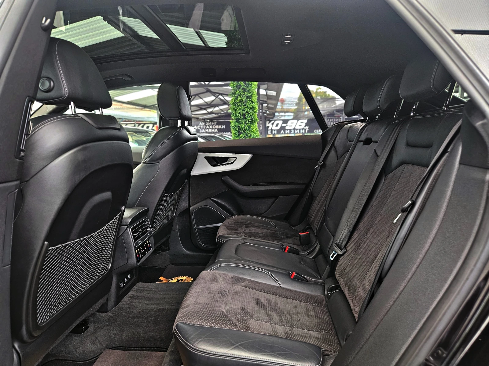 Audi Q8 ! SQ8/MATRIX/S-LINE/DISTR/3DCAM//PANO/P/L | Mobile.bg   16