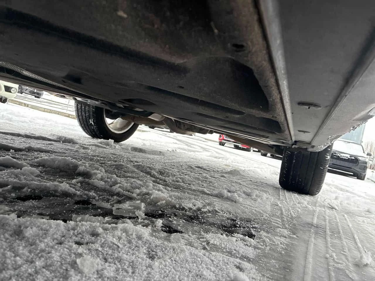 Mercedes-Benz GLA  250  CARFAX/CAMERA/ ПОДГРЕВИ, снимка 16 - Автомобили и джипове - 53937061