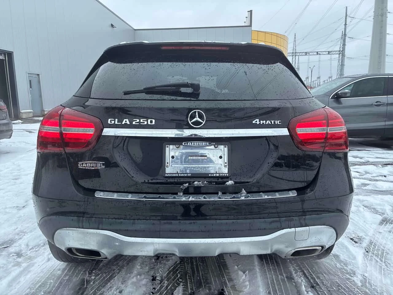 Mercedes-Benz GLA  250  CARFAX/CAMERA/ ПОДГРЕВИ, снимка 4 - Автомобили и джипове - 53937061