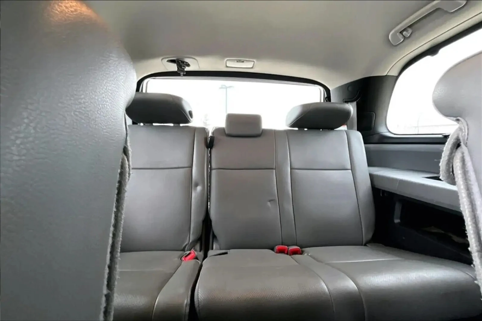 Toyota Sequoia PLATINUM * * CARFAX * * АВТО КРЕДИТ * * , снимка 14 - Автомобили и джипове - 53989269