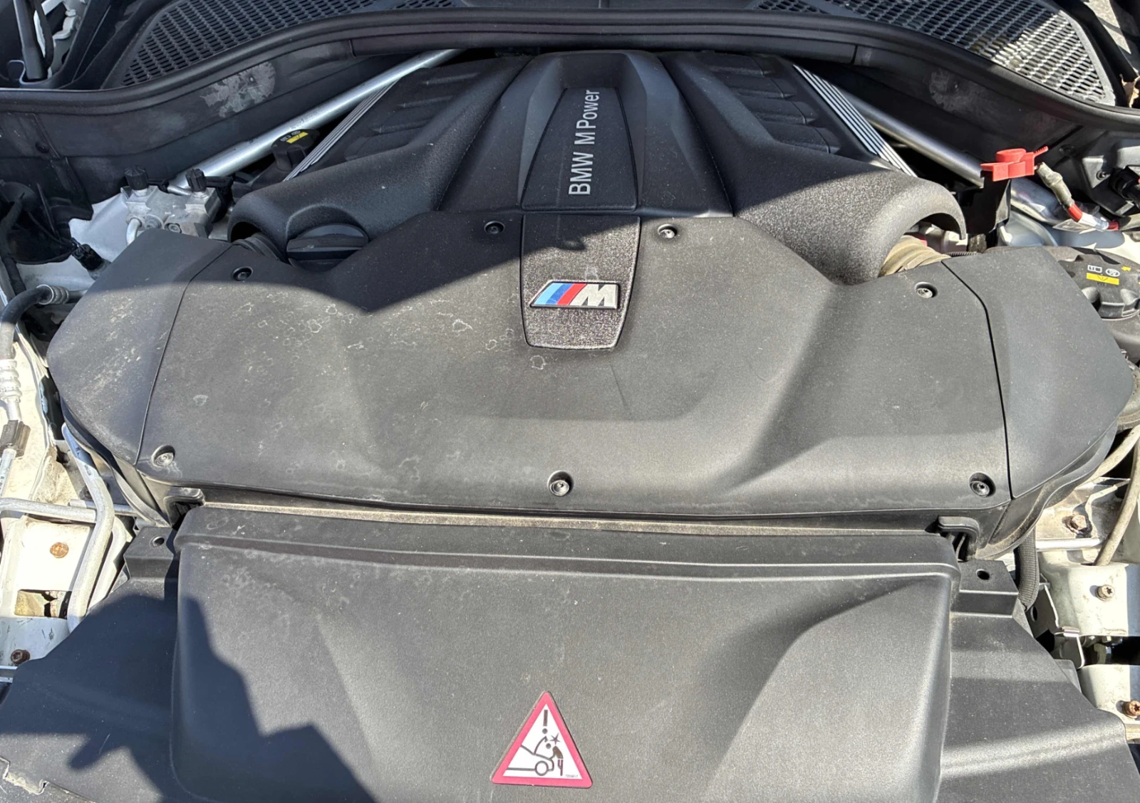 BMW X6 M* XDrive* Keyless* Premium audio* PANO* Memo, снимка 15 - Автомобили и джипове - 54001354