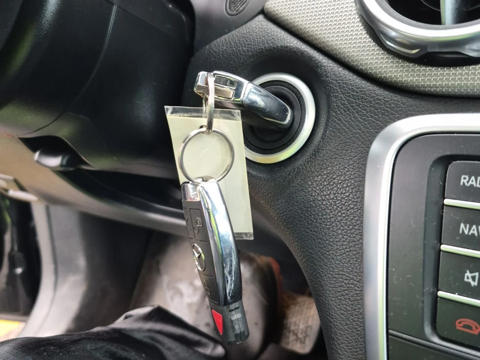 Mercedes-Benz GLA 250 4Matic* Kамера* Подгрев* Пано, снимка 9 - Автомобили и джипове - 54073134