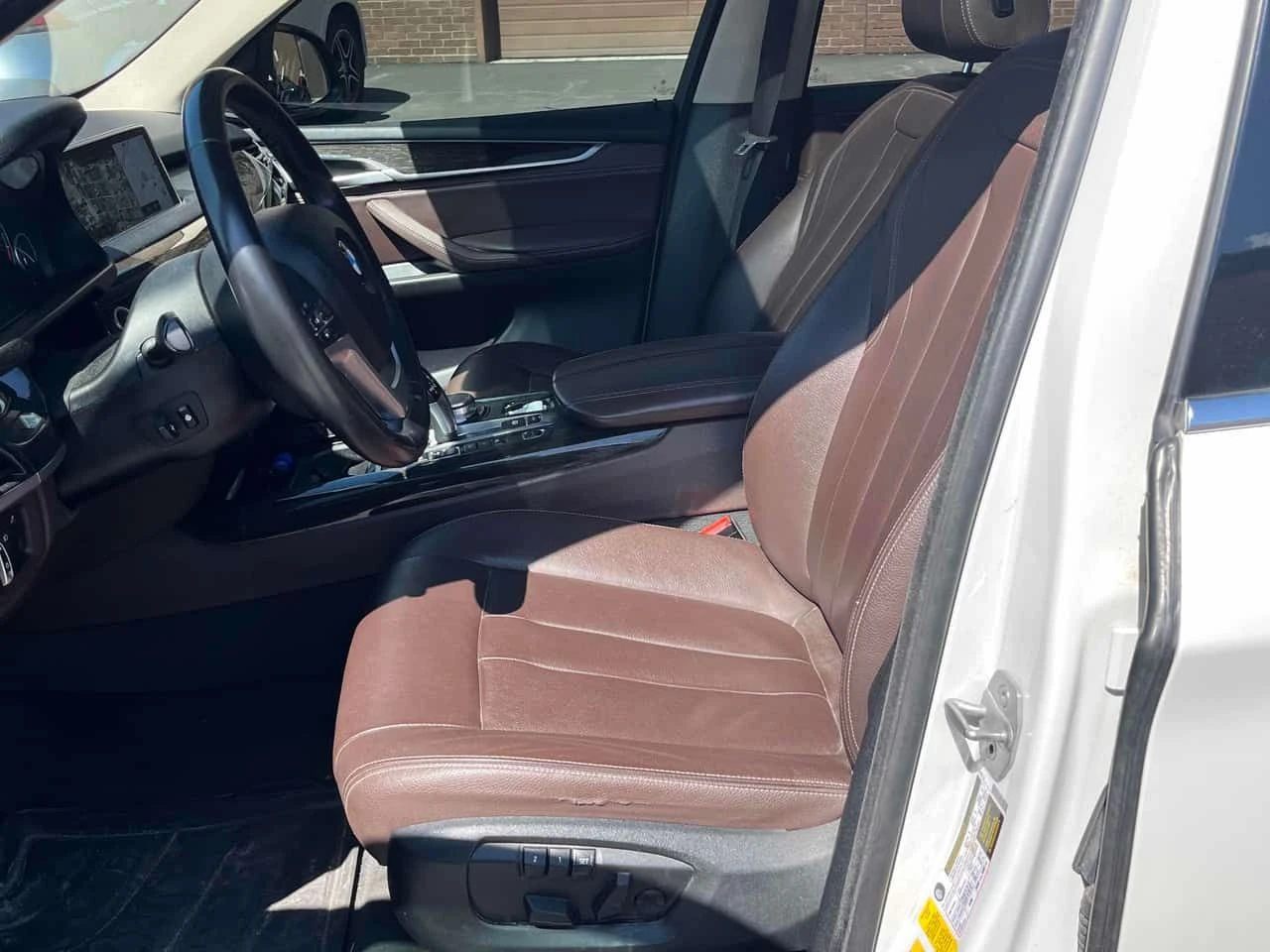 BMW X5 xDrive40e/HARMAN KARDON/ПАНОРАМА/360 CAM, снимка 15 - Автомобили и джипове - 54171389