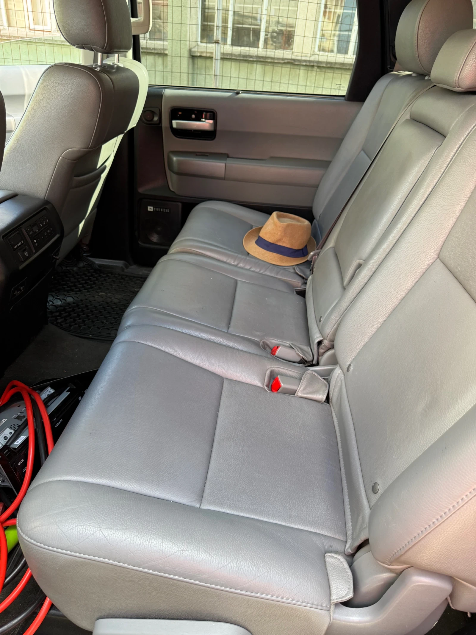 Toyota Sequoia, снимка 5 - Автомобили и джипове - 54257033