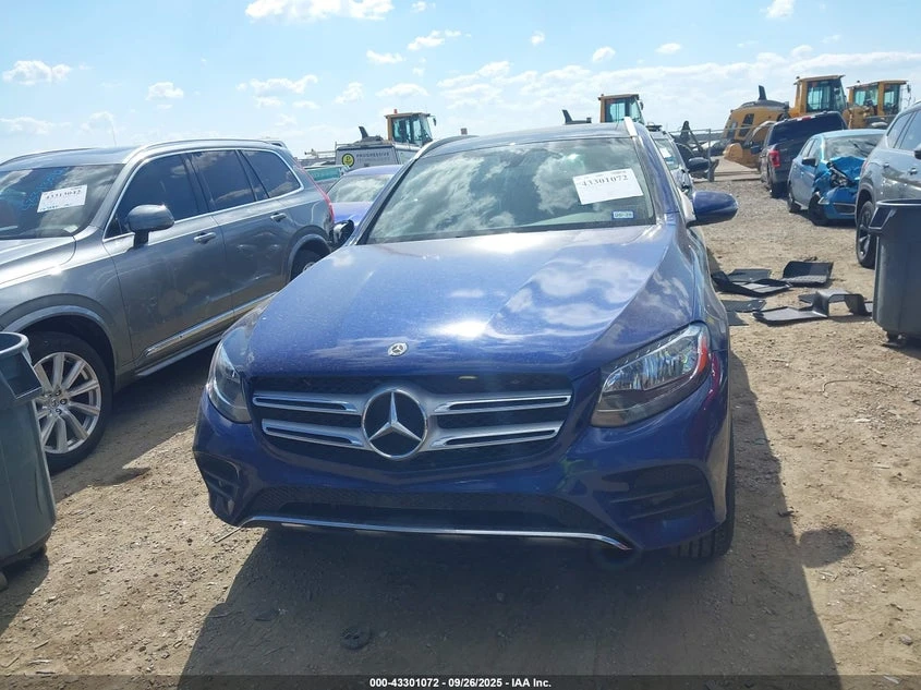 Mercedes-Benz GLC 300 2l, снимка 12 - Автомобили и джипове - 54368250