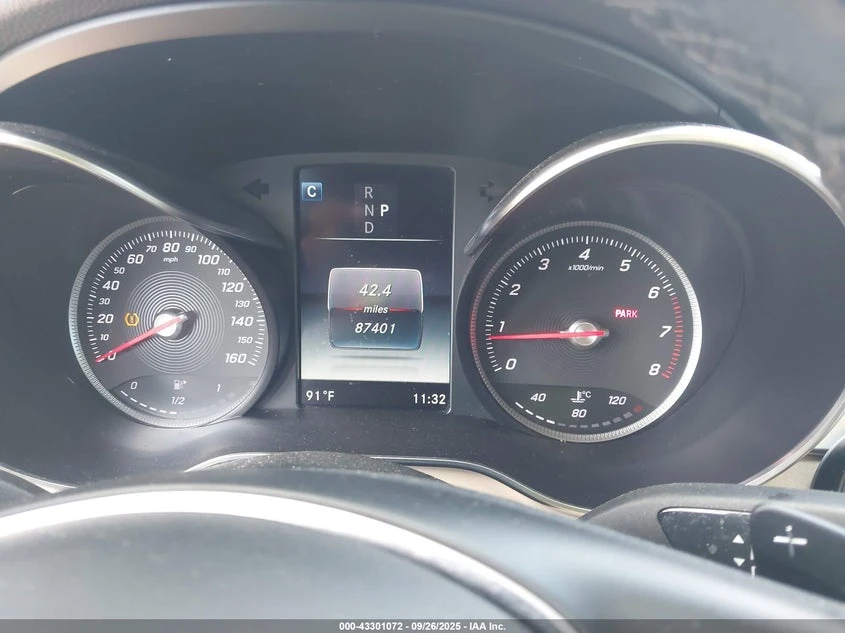 Mercedes-Benz GLC 300 2l, снимка 7 - Автомобили и джипове - 54368250