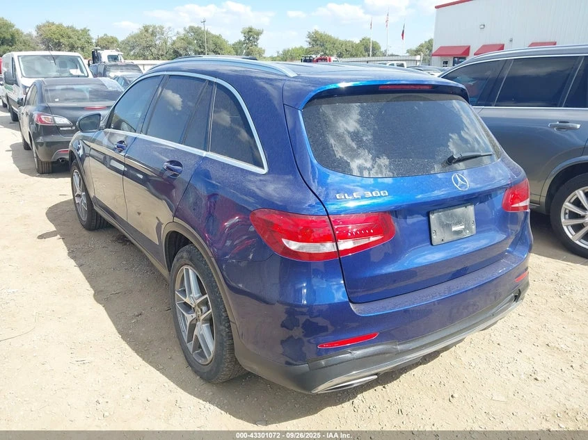 Mercedes-Benz GLC 300 2l, снимка 3 - Автомобили и джипове - 54368250