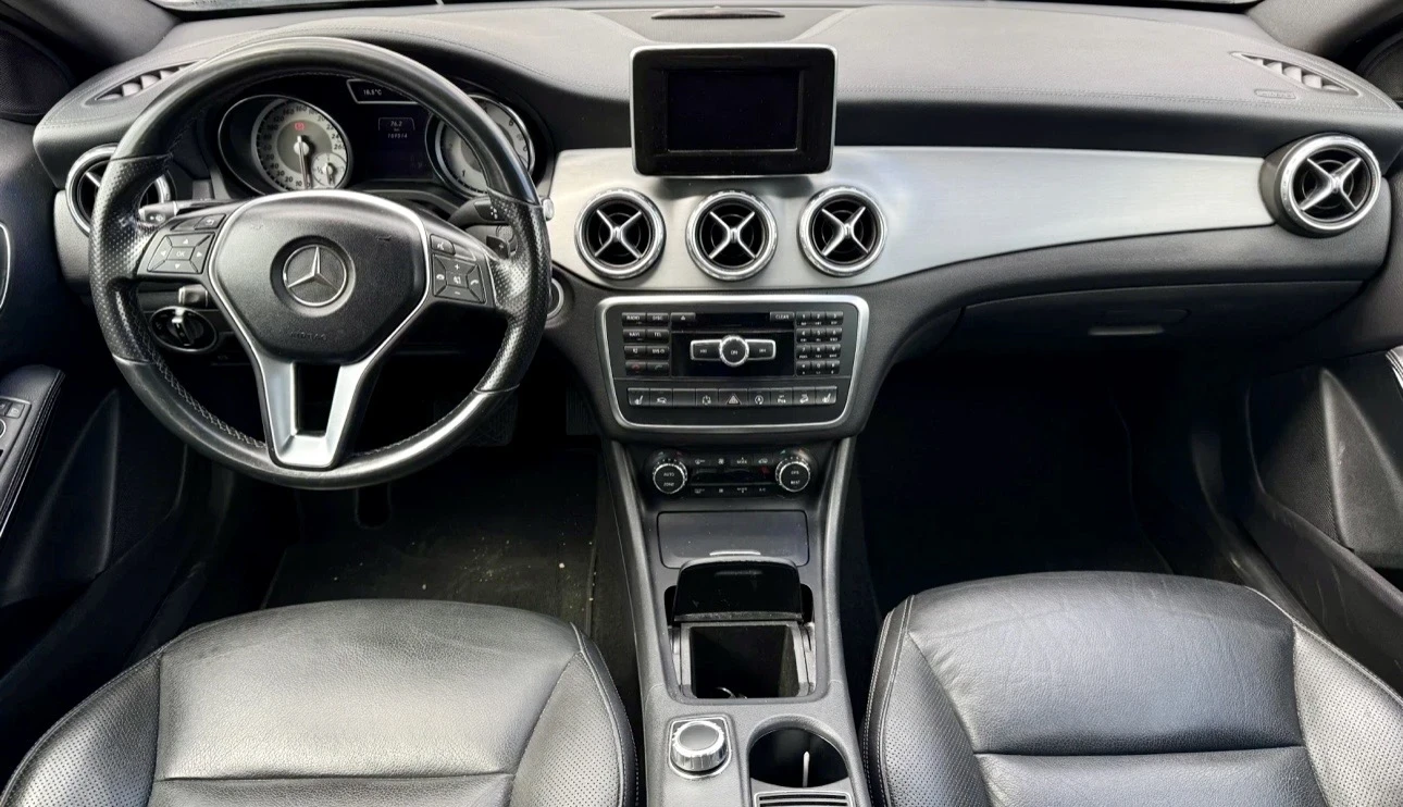 Mercedes-Benz GLA 220 CDI , снимка 9 - Автомобили и джипове - 54609831