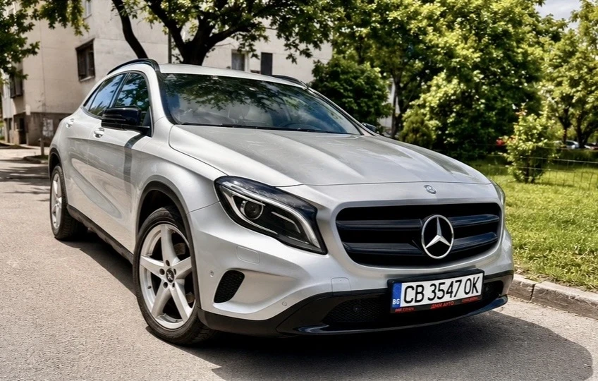 Mercedes-Benz GLA 220 CDI , снимка 2 - Автомобили и джипове - 54609831