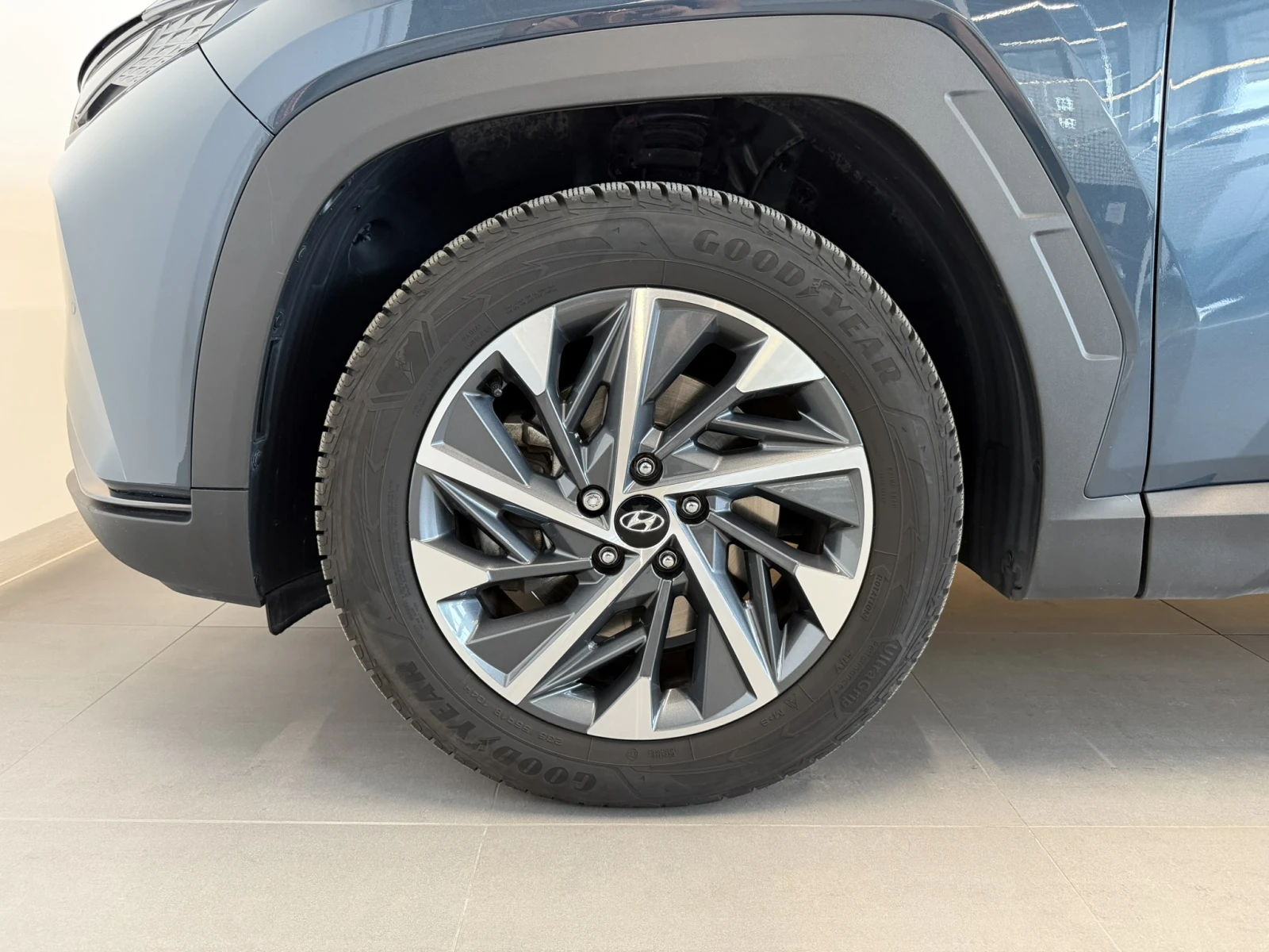 Hyundai Tucson EXCLUSIVE , снимка 9 - Автомобили и джипове - 54746907