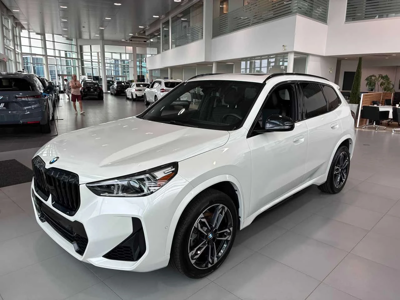 BMW X1 xDrive28i M SPORT | ГЛАВНО ПРЕДСТАВИТЕЛСТВО НА BMW