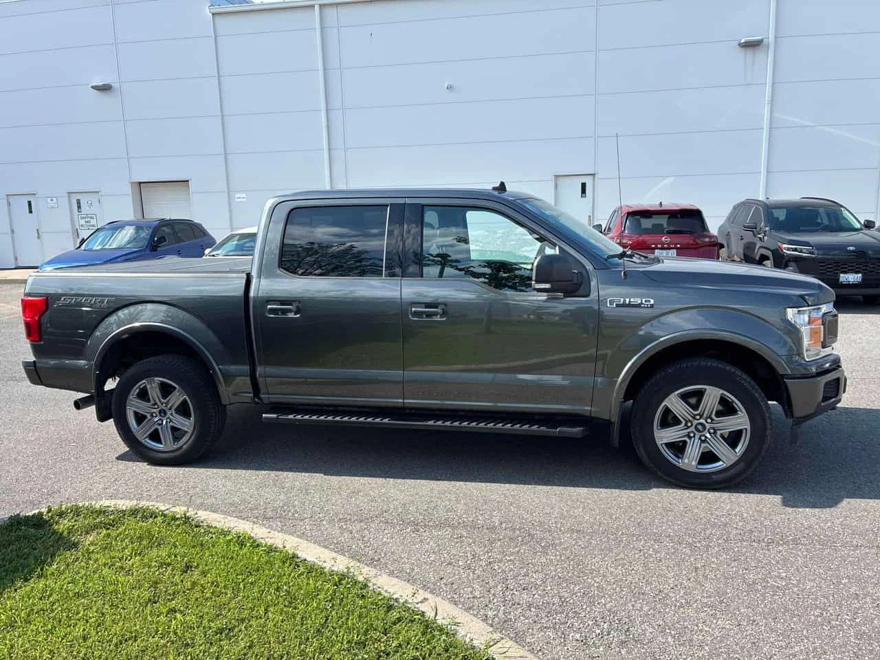 Ford F150 * 4WD SuperCrew Box* АВТОКРЕДИТ БЕЗ ПЪРВОНАЧАЛНА* , снимка 3 - Автомобили и джипове - 55611112