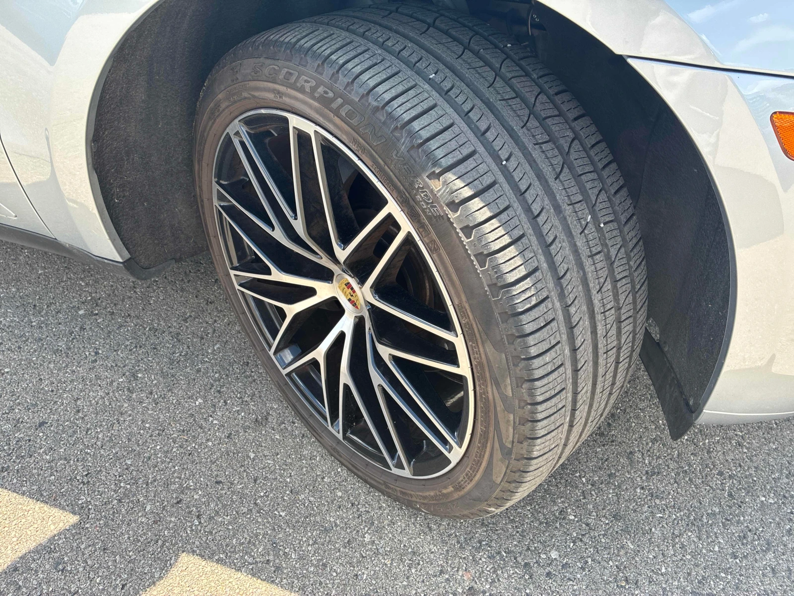 Porsche Macan  AWD / 360 / DIS / MATRIX / BOSE / CARFAX, снимка 7 - Автомобили и джипове - 55830601