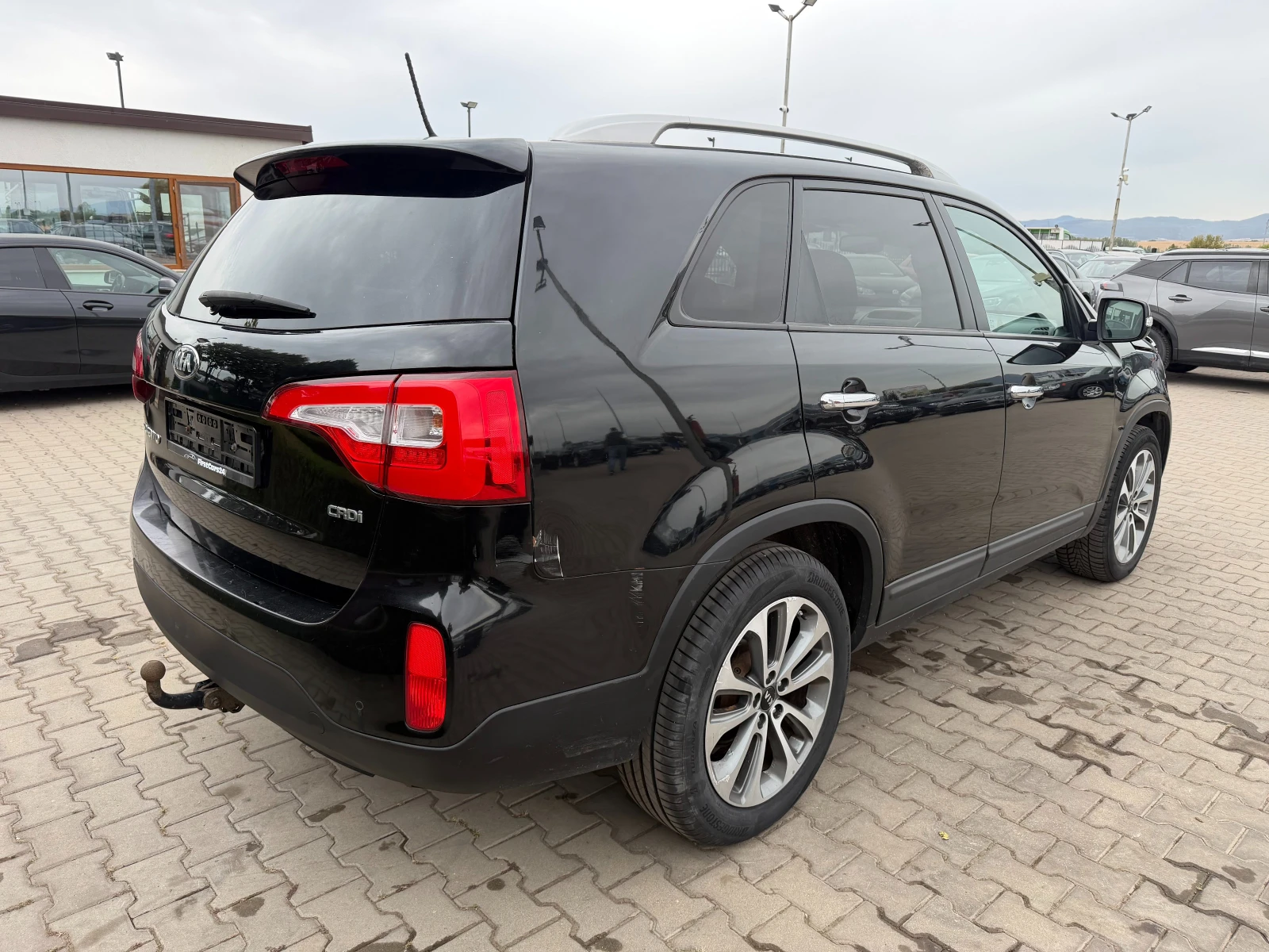 Kia Sorento 2.2CRDI 4WD AVTOMAT/PANORAMA/NAVI/KAMERA/KOJA , снимка 6 - Автомобили и джипове - 56223314