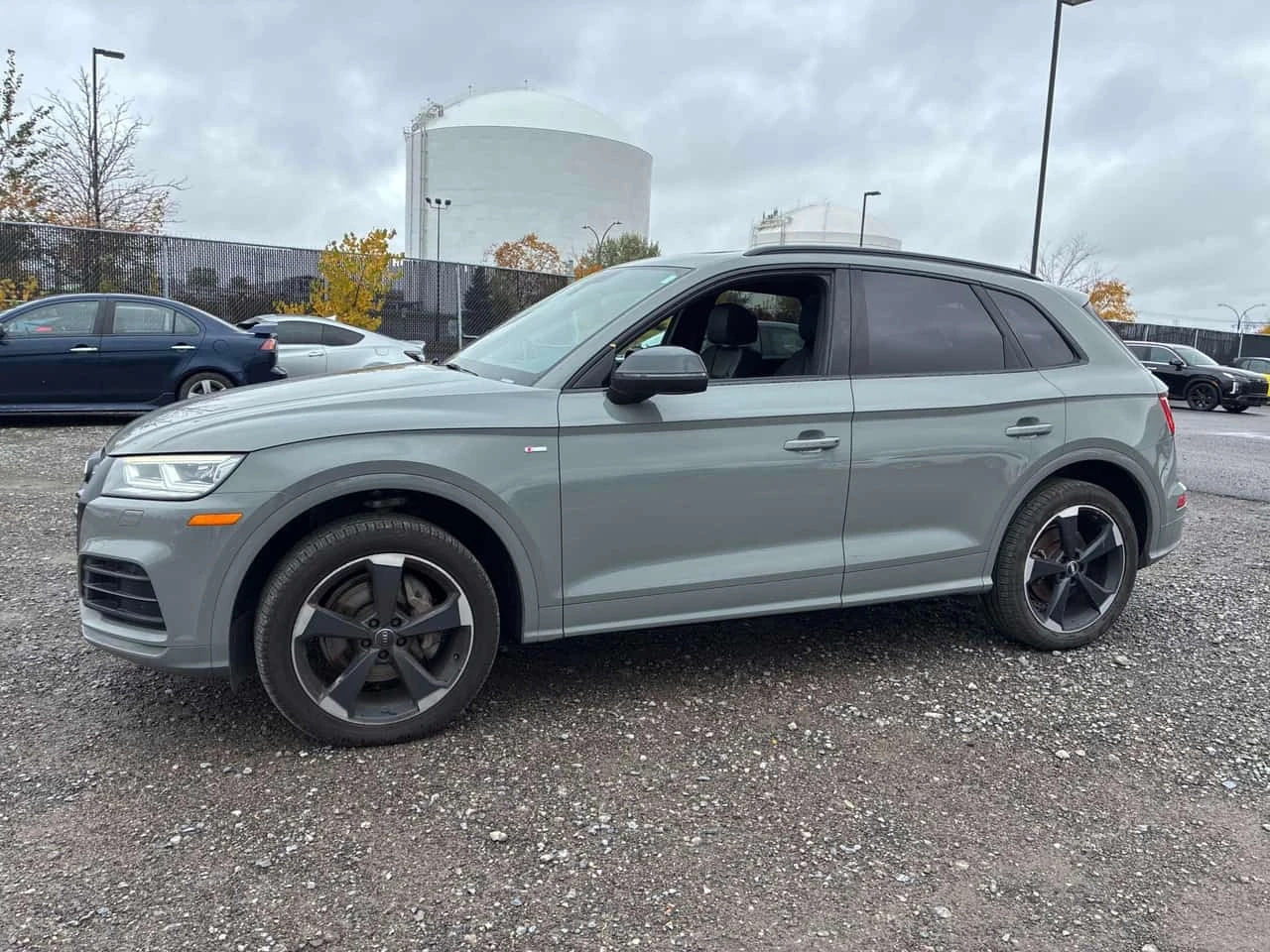 Audi Q5 * Progressiv * CARFAX * ���� �� �� | Mobile.bg � ����������� 3