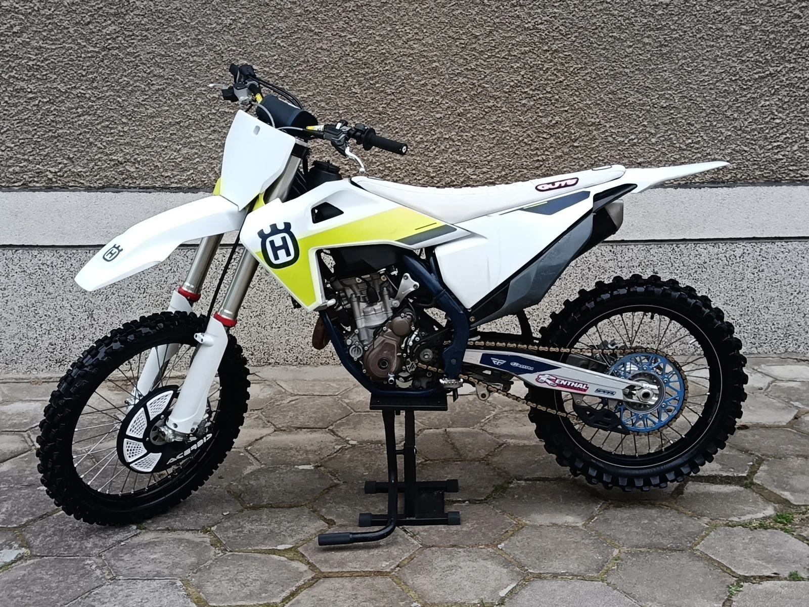 Husqvarna FC