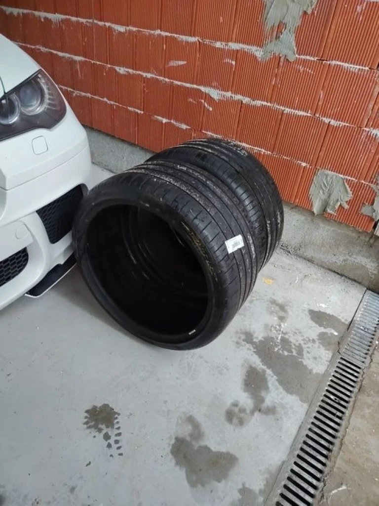 Гуми Летни 315/30R22, снимка 7 - Гуми и джанти - 53576511