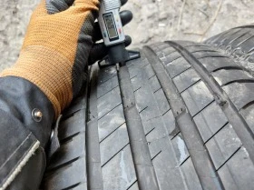 Гуми Летни 235/50R19, снимка 4 - Гуми и джанти - 41115044