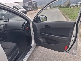 Hyundai I30 1.6-i АГУ, снимка 9