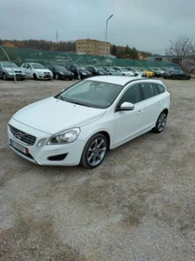 Обява за продажба на Volvo V60 Haskey Edition 4x4 -240 PS -Швейцария ~17 999 лв. - изображение 9