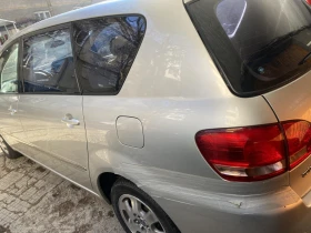 Обява за продажба на Toyota Avensis verso D-4D ~3 500 лв. - изображение 1