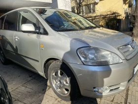 Обява за продажба на Toyota Avensis verso D-4D ~3 500 лв. - изображение 3