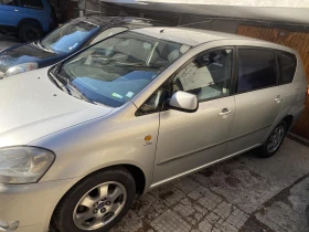 Обява за продажба на Toyota Avensis verso D-4D ~3 500 лв. - изображение 4