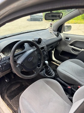 Обява за продажба на Ford Fiesta 1.4 68кс ~2 700 лв. - изображение 4