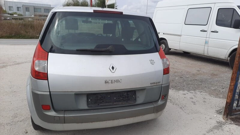 Renault Scenic 1.9 dci 120кс. НА  ЧАСТИ, снимка 4 - Автомобили и джипове - 46960392